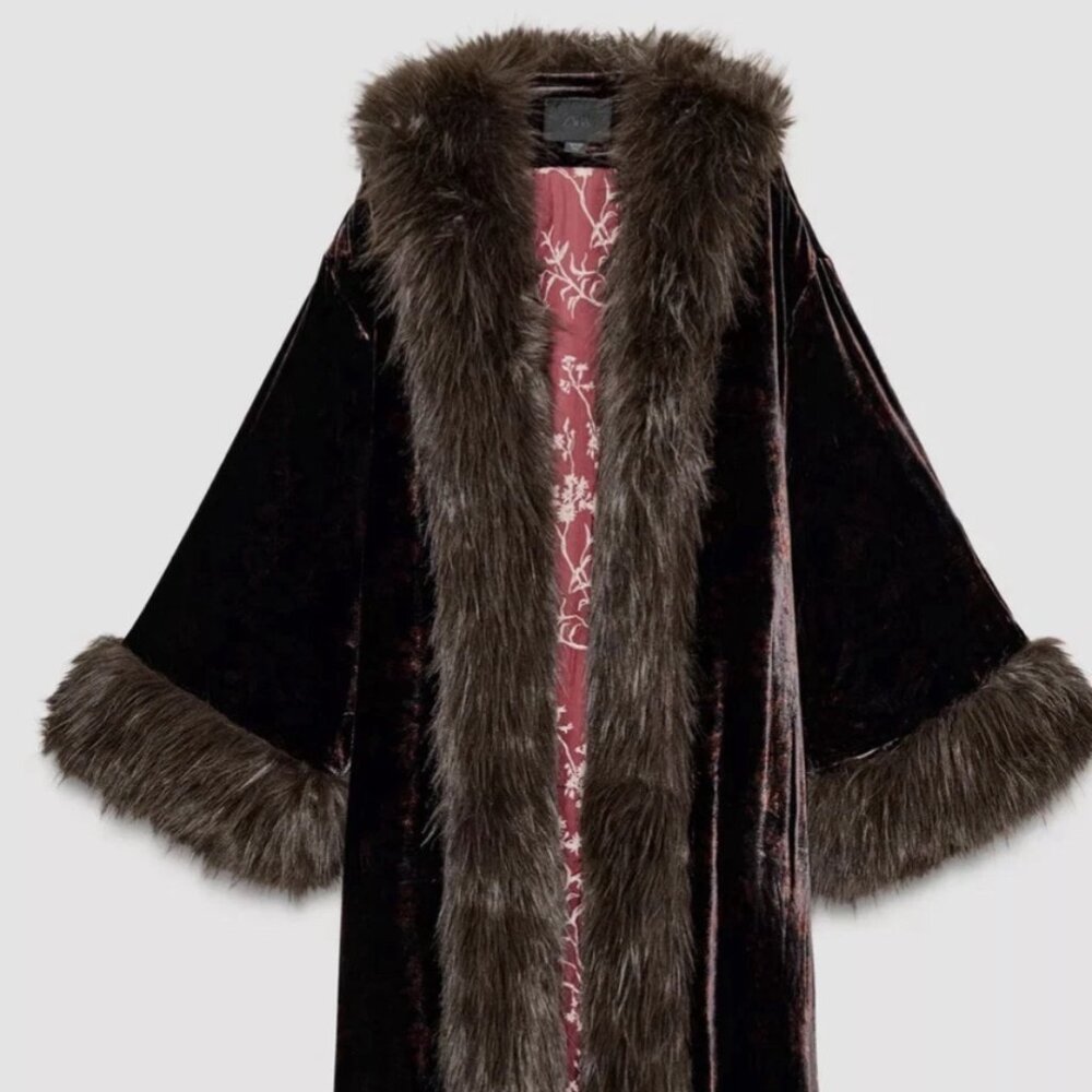 Zara  Brown Velvet Coat  Faux Fur trim XSmall-Small